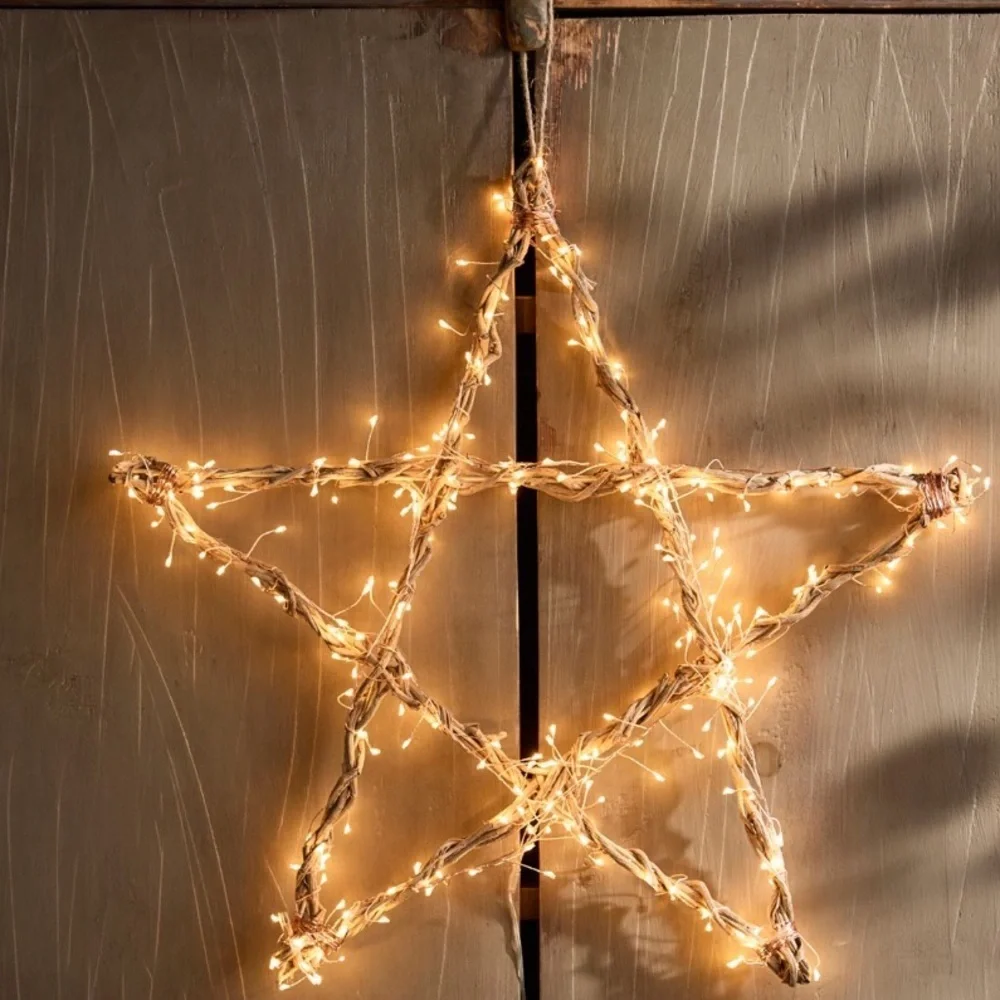 RARE TERRAIN NWT Stargazer Illuminated LED Vine Star